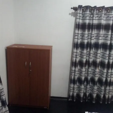Ami Place Rooms With Kitchen Hikkaduwa Exterior photo