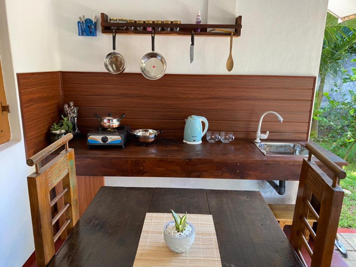 Ami Place With Kitchen Homestay Hikkaduwa