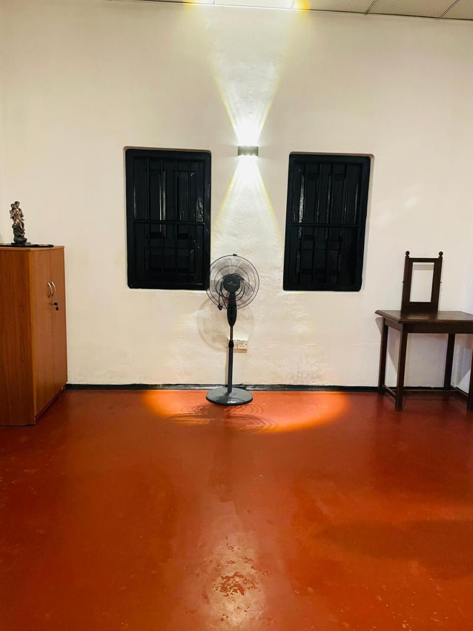 Ami Place With Kitchen Hikkaduwa