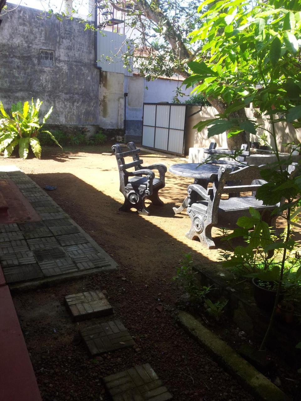 Ami Place With Kitchen Hikkaduwa